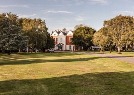 Coulsdon Manor Hotel & Golf Club, Old Coulsdon